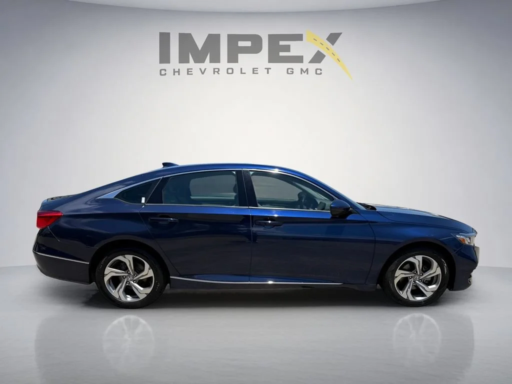 Used 2020  Honda EX-L image 6