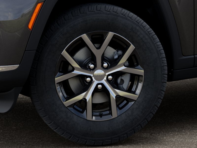 New 2025 Baltic Gray Metallic Clear-Coat Exterior Paint Jeep Limited image 32