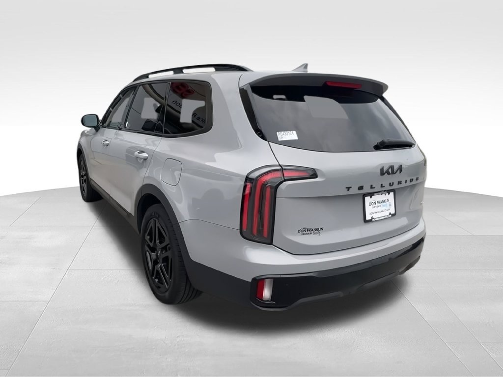 Used 2024 Gray Kia EX X-Line image 6