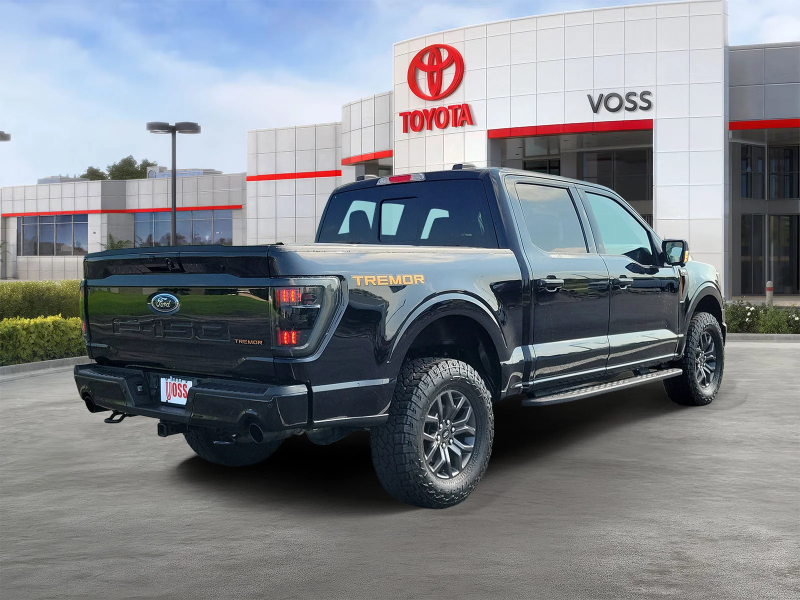 Used 2023 Agate Black Ford Tremor image 4