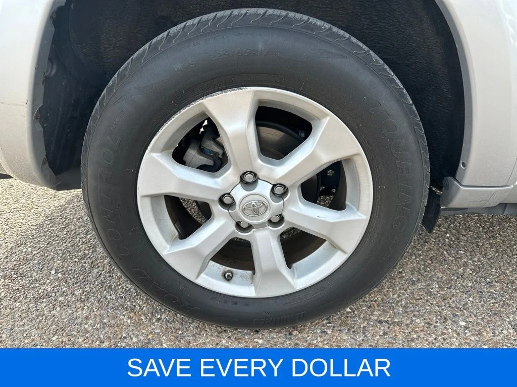 Used 2012 Silver Toyota Limited image 23