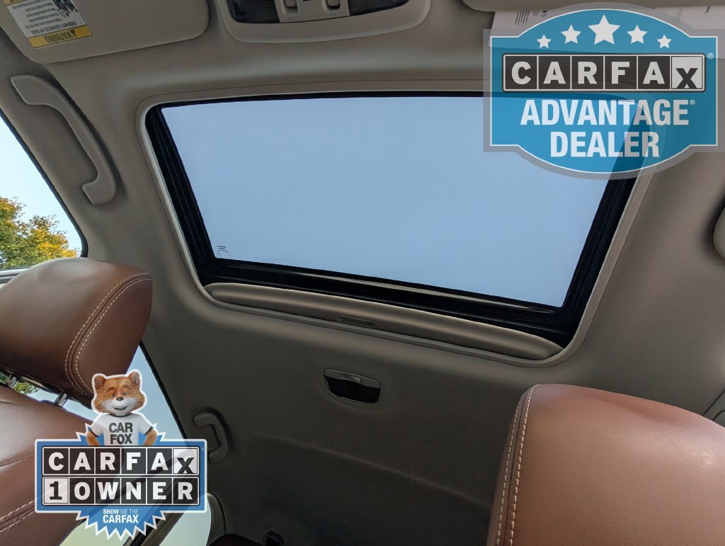 Used 2019 White Subaru 3.6R Touring image 12