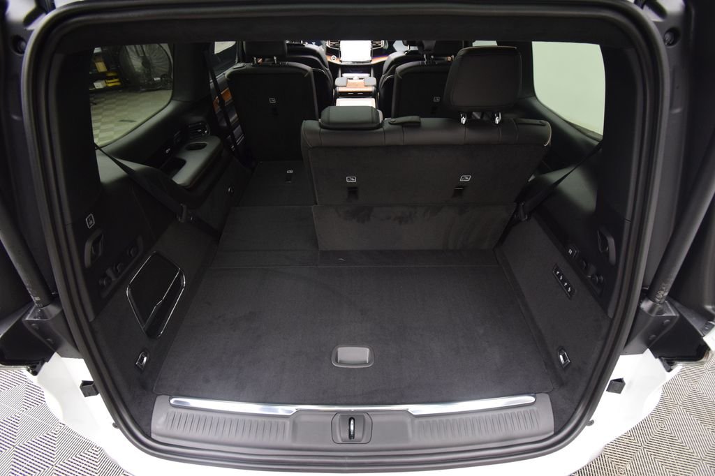 New 2026 Bright White Clearcoat Jeep Summit Reserve image 43