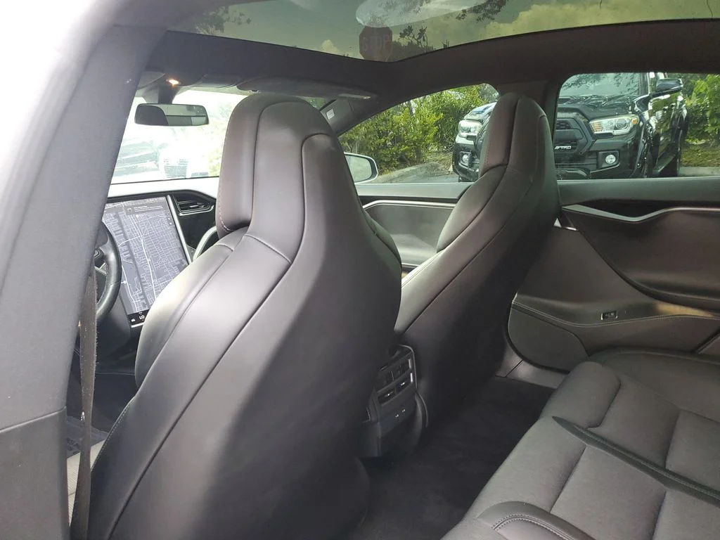 Used 2018 Gray Tesla  image 14
