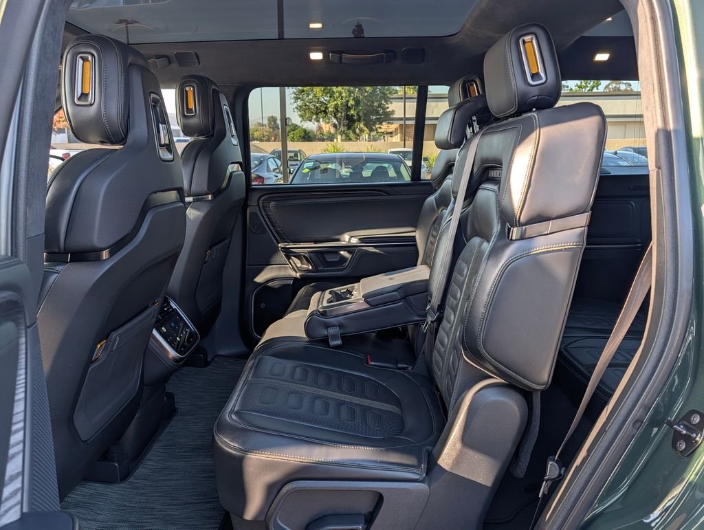 2024 Rivian R1S Adventure - Photo 12