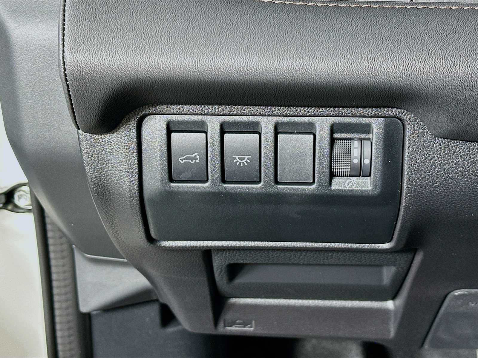 2026 Subaru Ascent Limited Bronze Edition - Photo 10