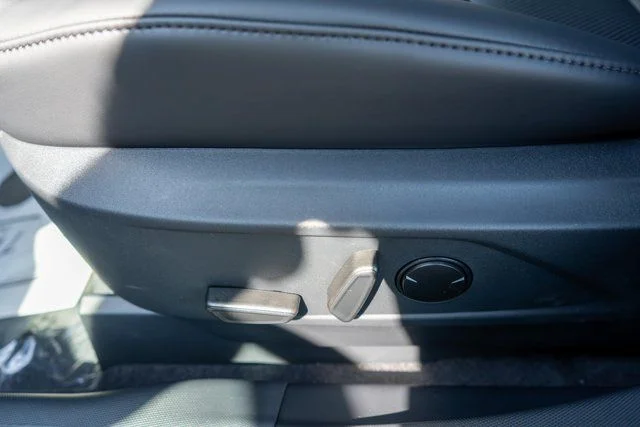 New 2026 Glacier Gray Metallic Tri-coat Ford Premium image 14