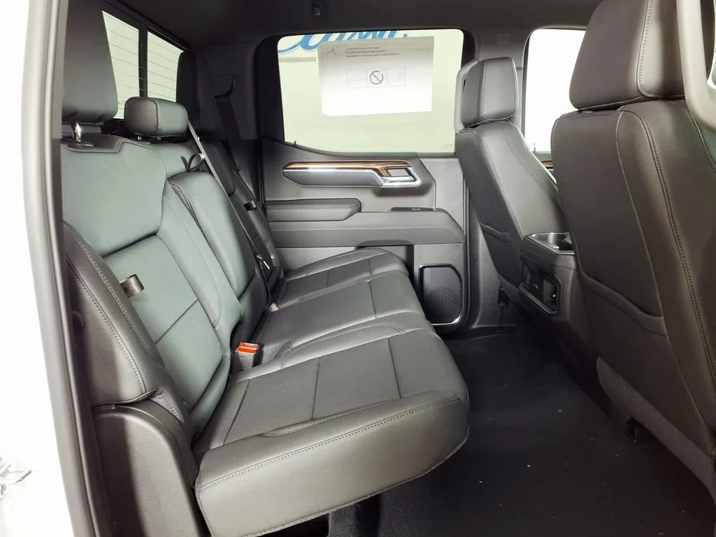 New 2026 Summit White Chevrolet LT image 10
