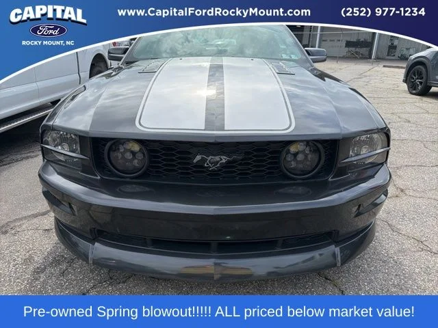 Used 2008 Gray Ford GT Premium image 1