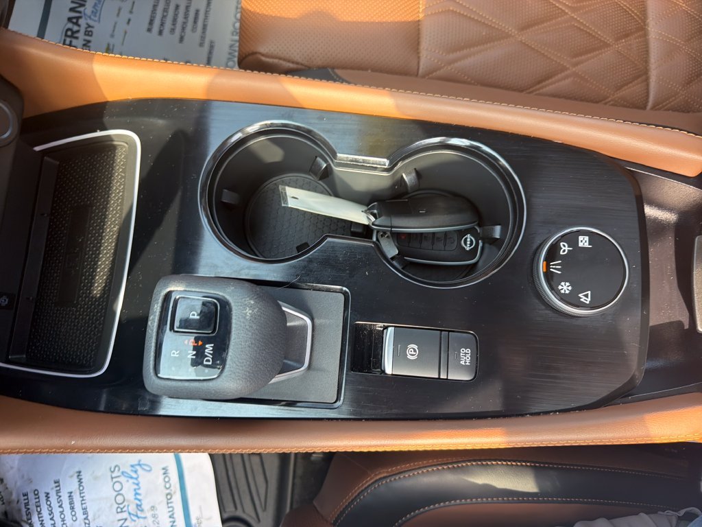 Used 2025 Red Nissan Platinum image 23