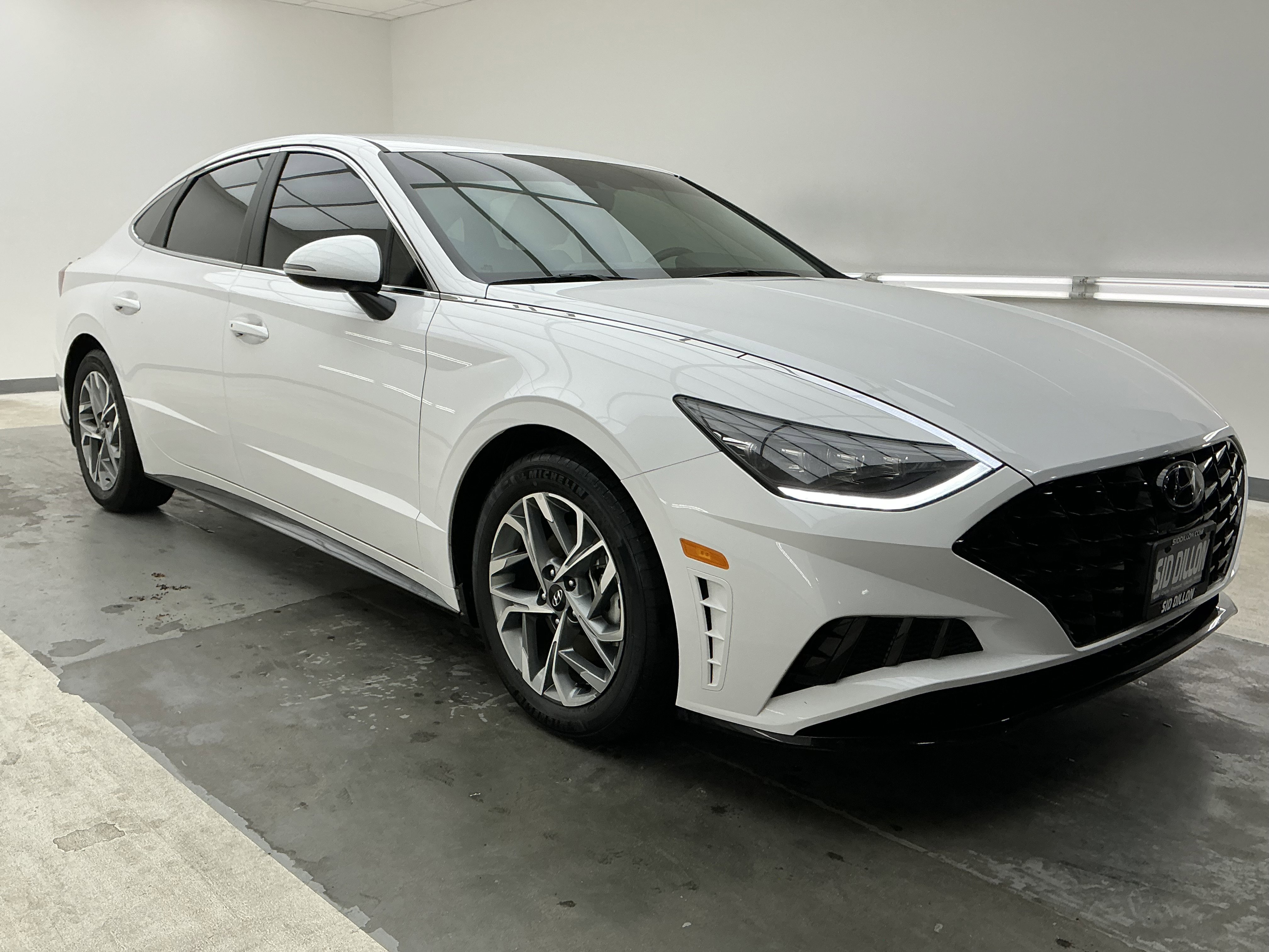 Certified Used 2023 Serenity White Hyundai SEL image 3