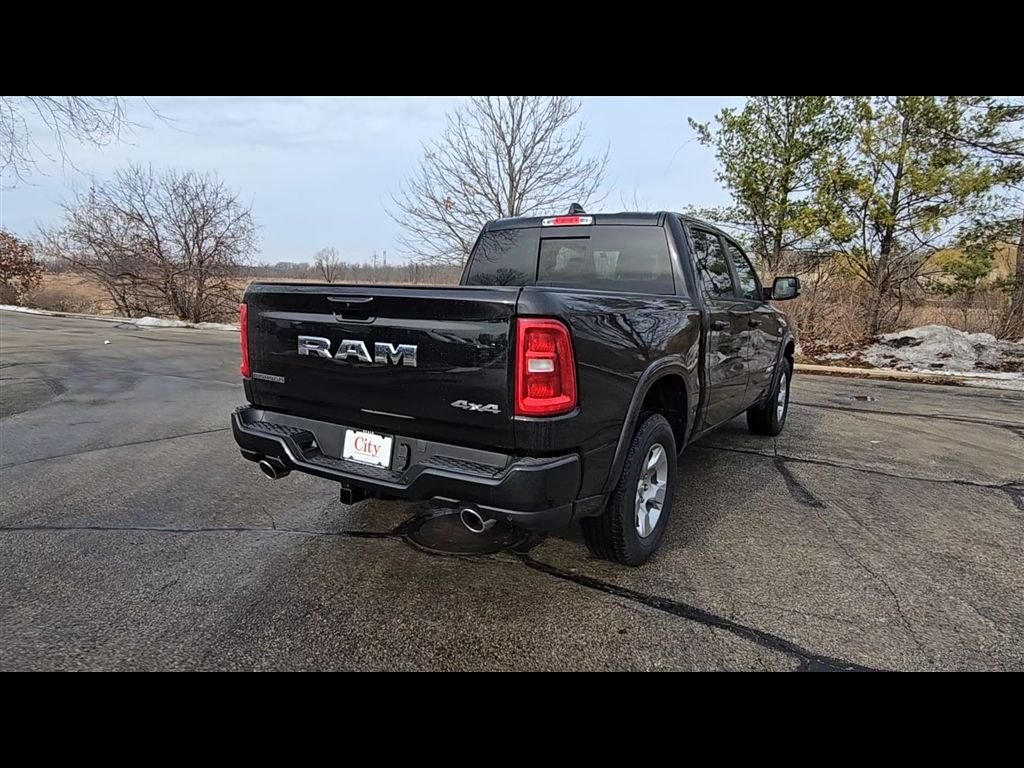 New 2026 Diamond Black Crystal Pearl-Coat Exterior Paint RAM Big Horn/Lone Star image 7
