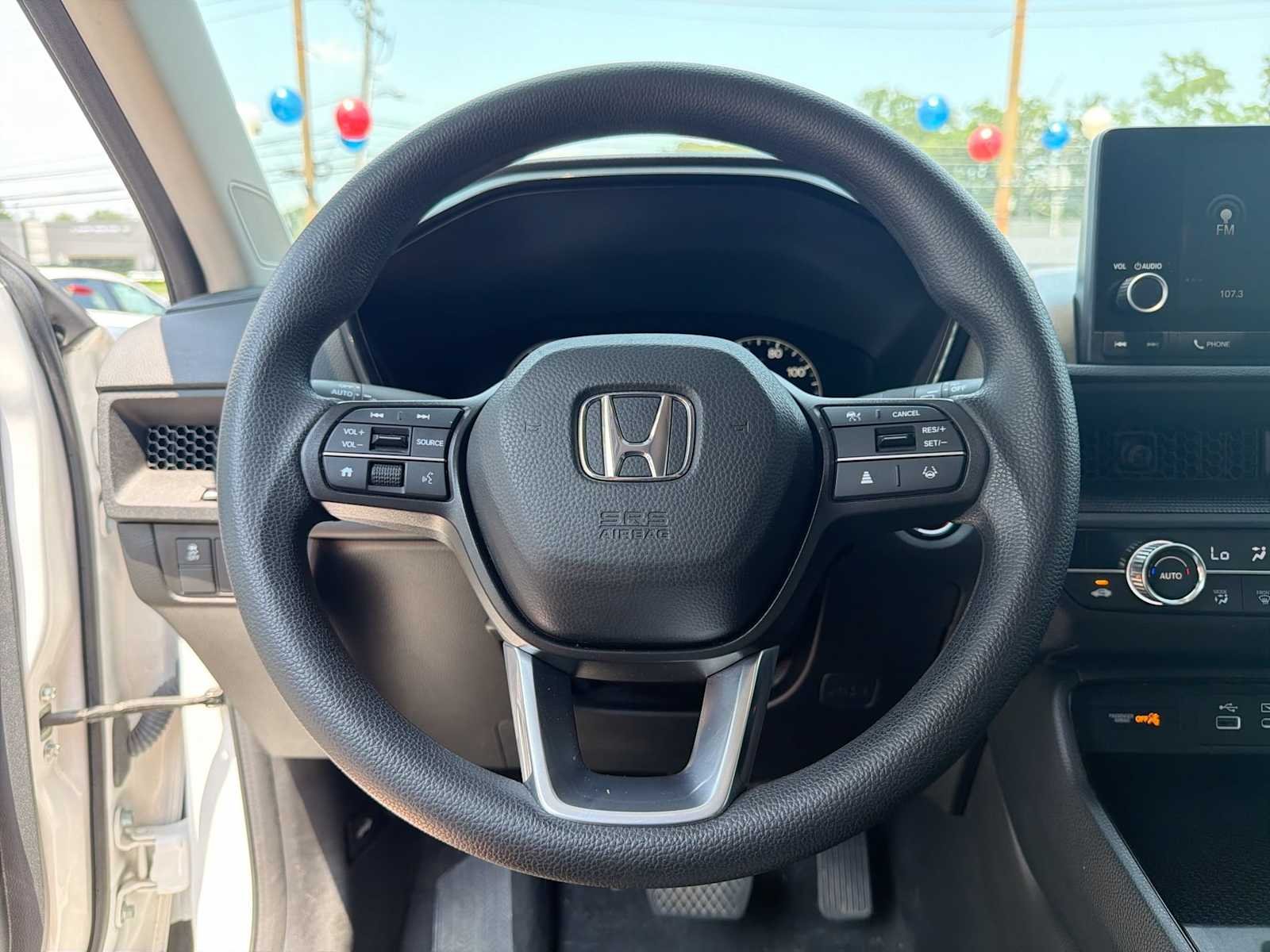 Used 2025 Platinum White Pearl Honda EX image 24