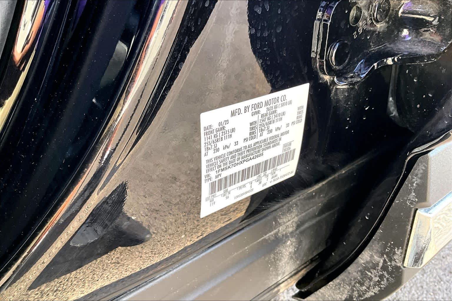 Used 2023 Agate Black Metallic Ford XLT image 37
