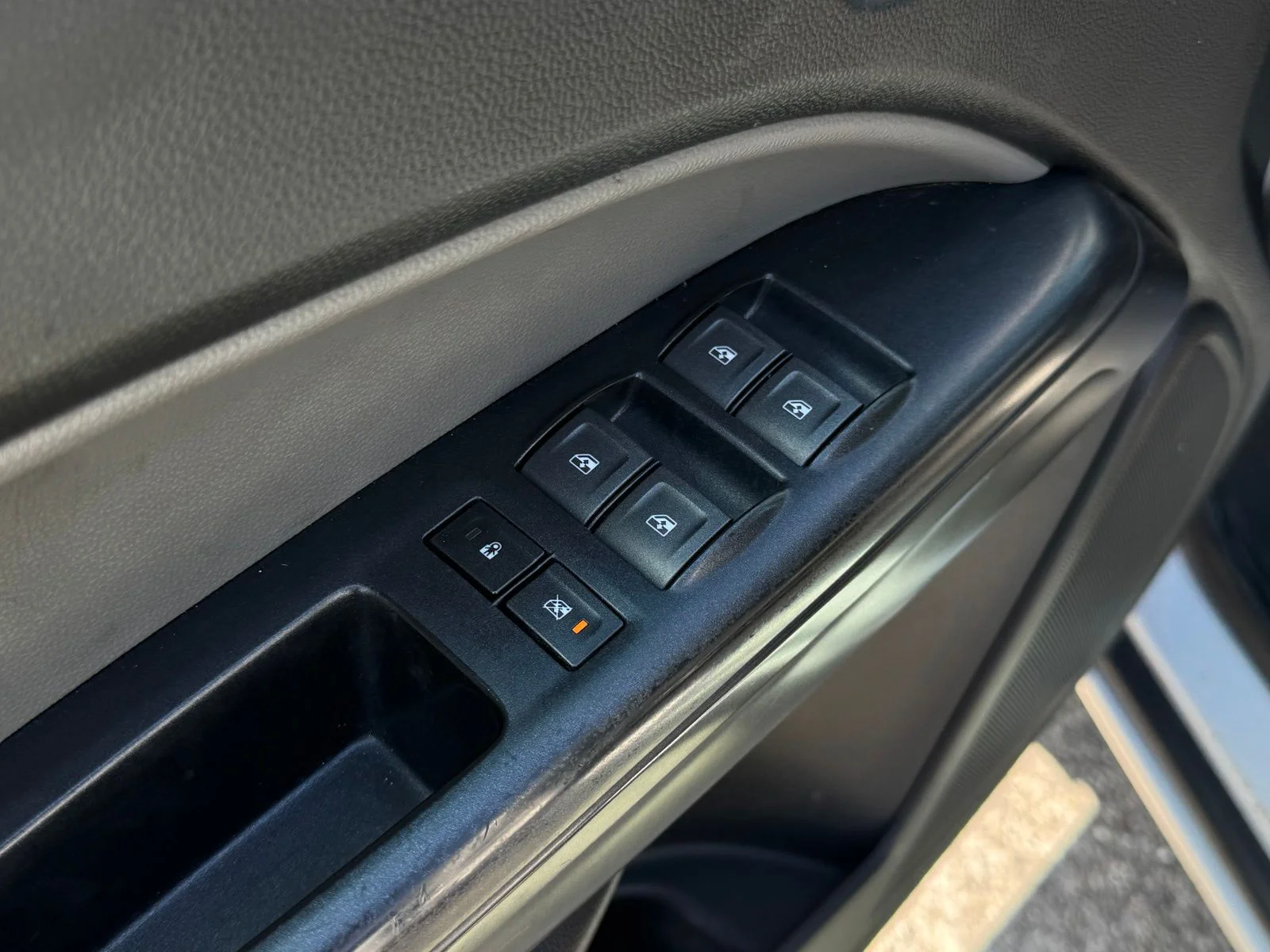 Used 2020 White Chevrolet Work Truck image 12
