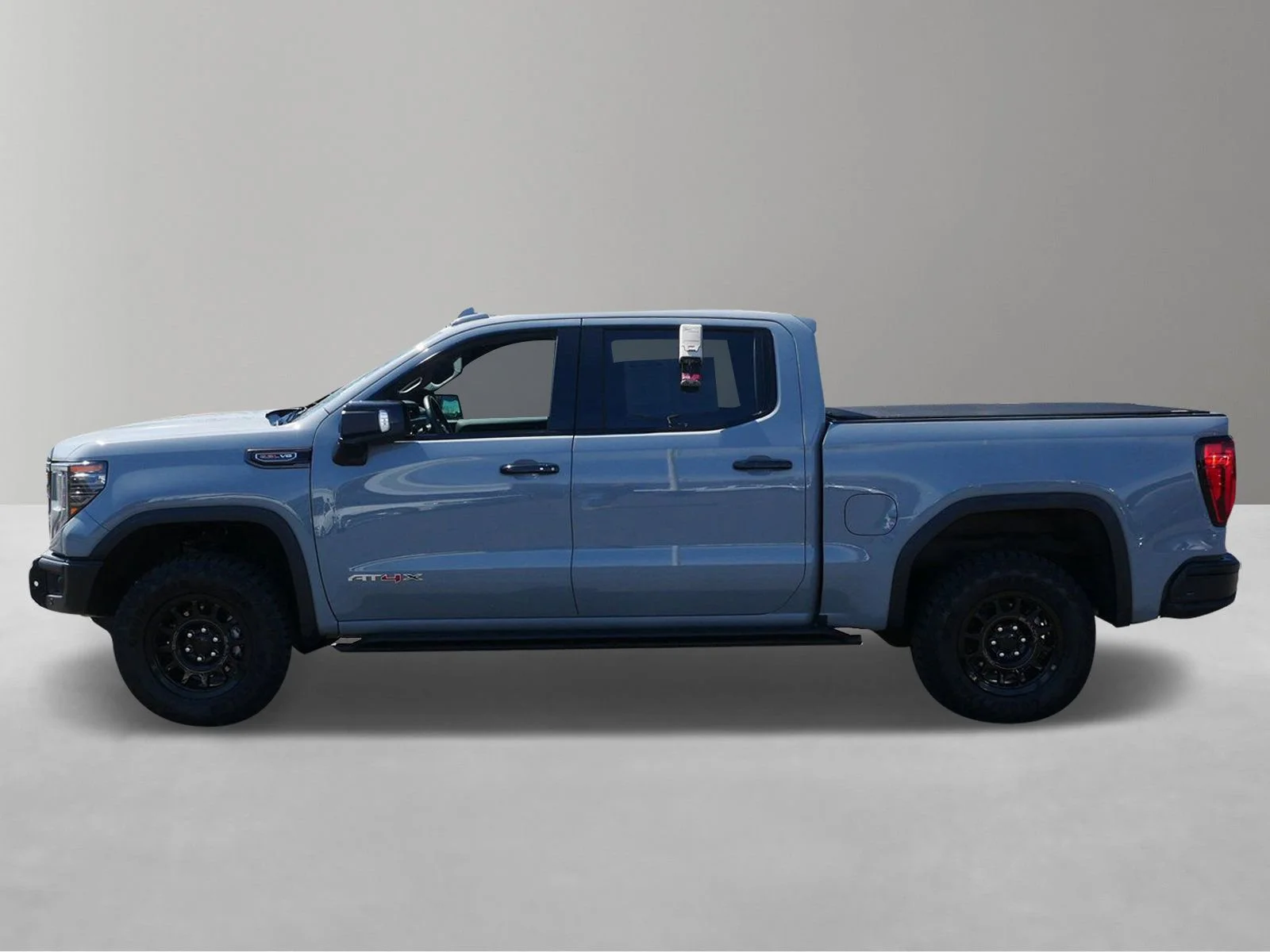 Used 2024 GMC Sierra 1500 AT4X with VIN 3GTUUFEL3RG327402 for sale in White Bear Lake, Minnesota