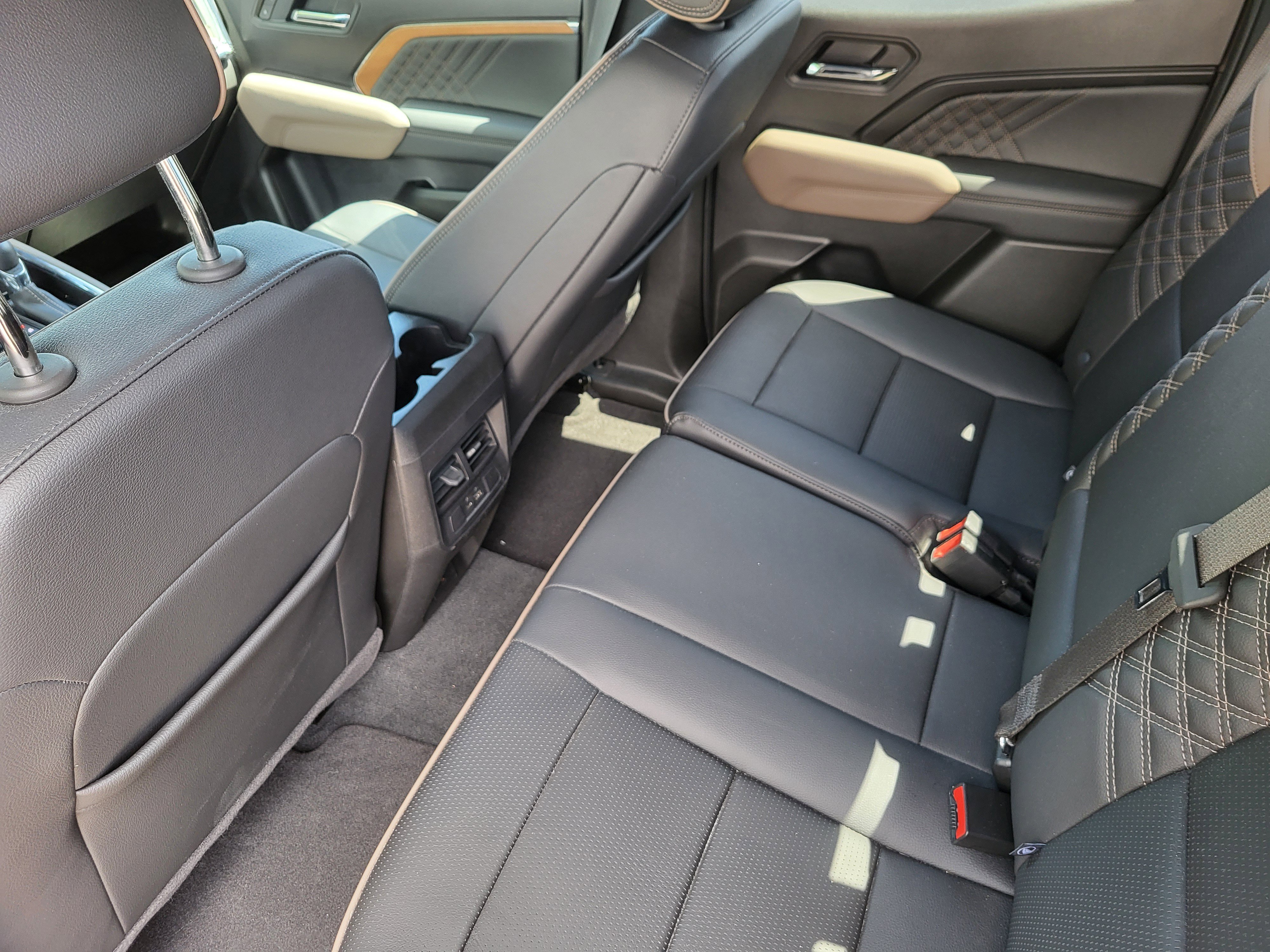 2025 GMC Canyon Denali - Photo 24