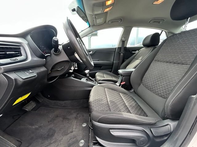 Used 2020 White Kia S image 4