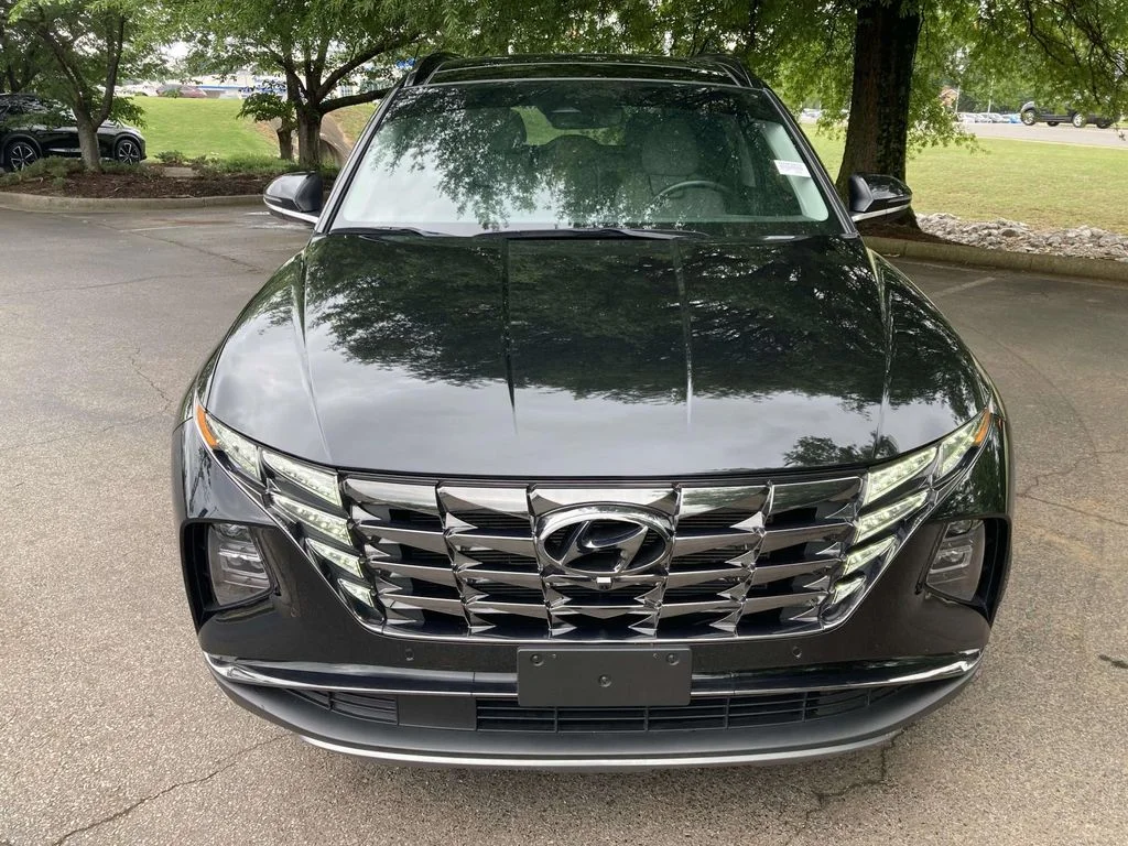 Used 2024 Black Hyundai Limited image 6