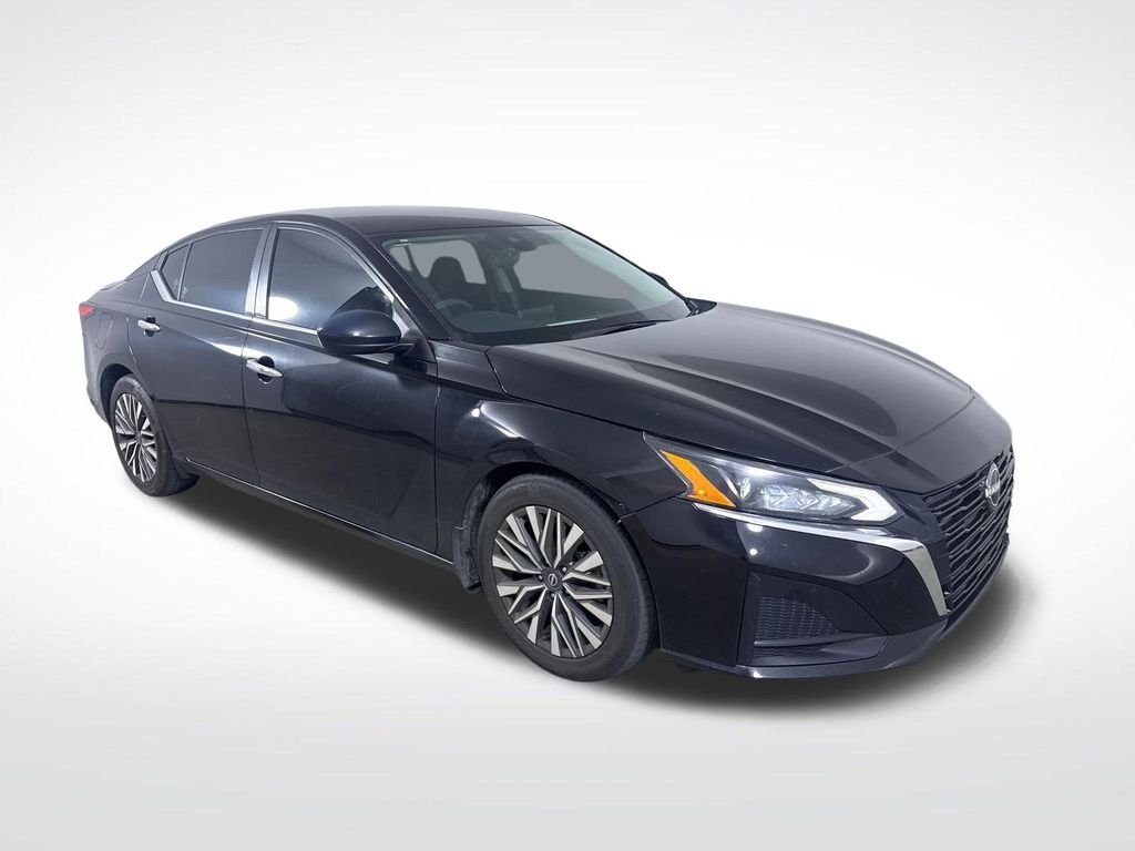 2023 Nissan Altima 2.5 SV's photo