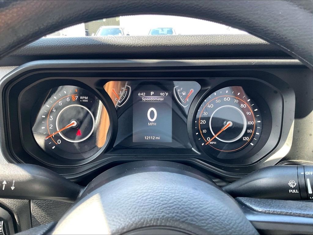 Used 2025 White Jeep Nighthawk image 25