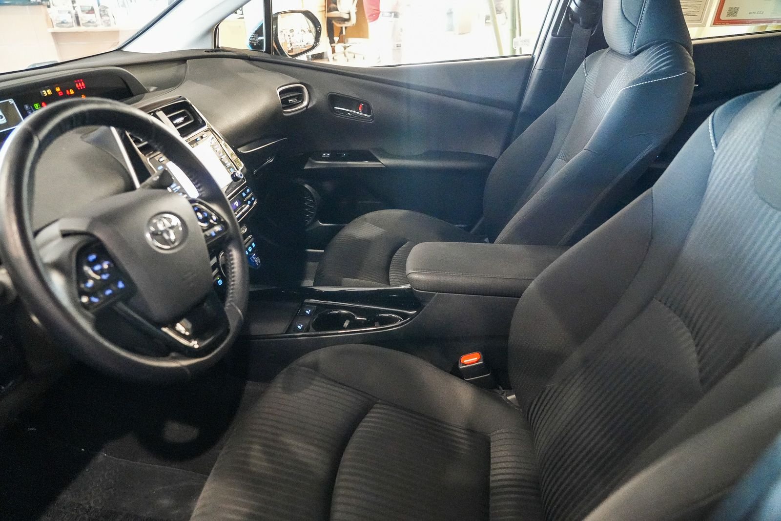Certified Used 2021 Blue Toyota LE image 17