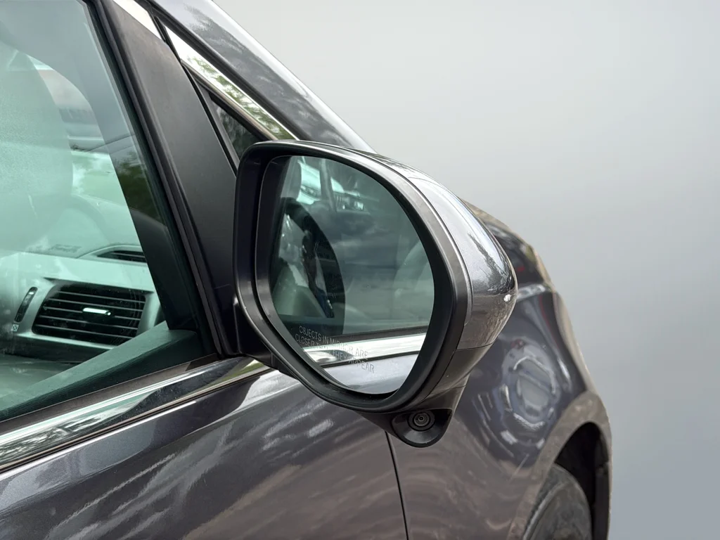 Used 2016  Honda EX-L image 29