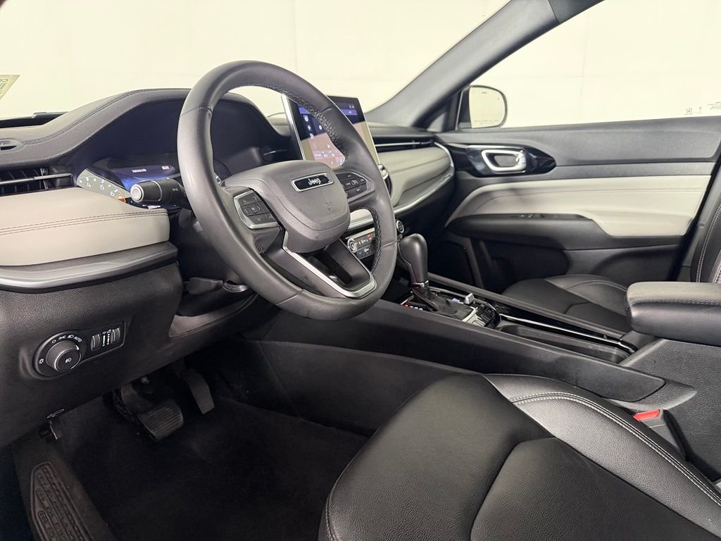 Certified Used 2025 Silver Jeep Limited image 12