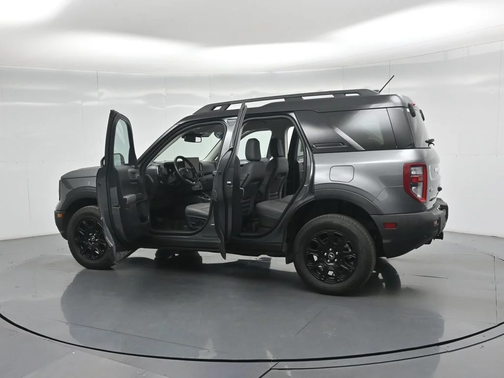 Certified Used 2025 Gray Ford Badlands image 34