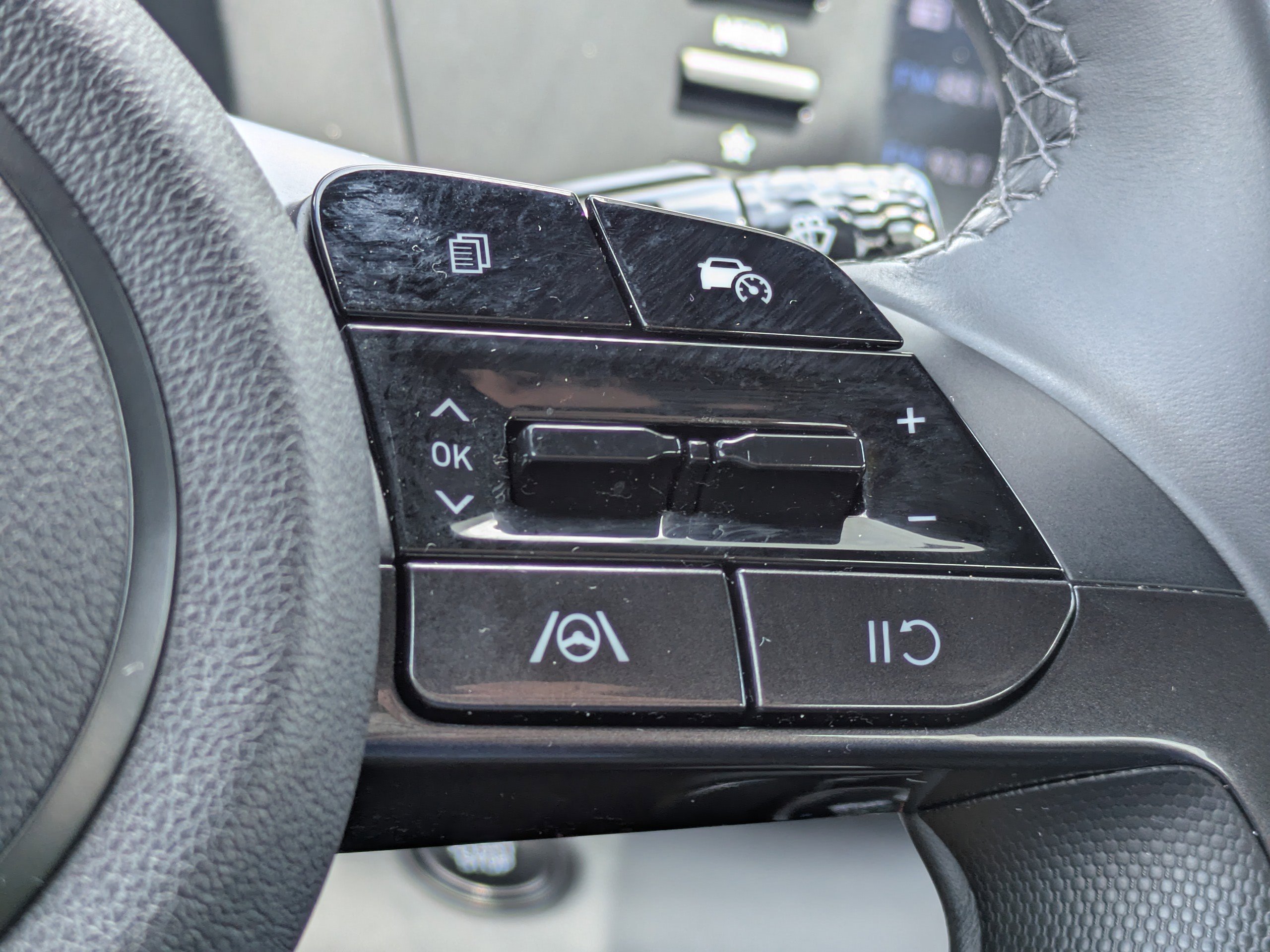 2025 Hyundai Elantra SEL - Photo 21