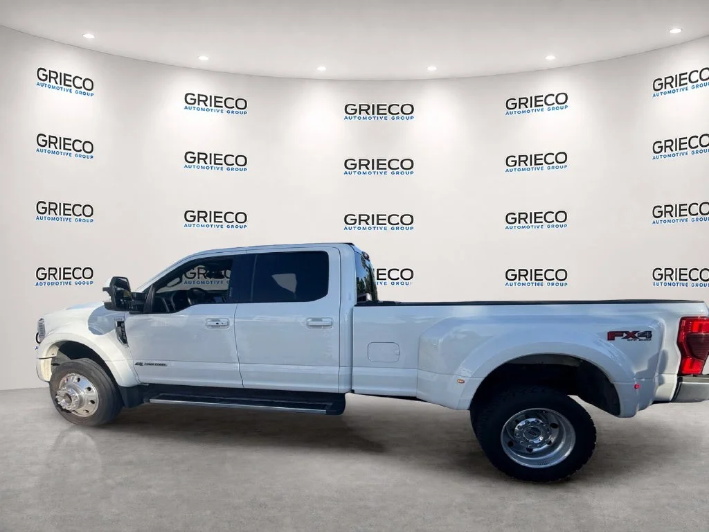 Used 2022 White Ford Lariat image 5