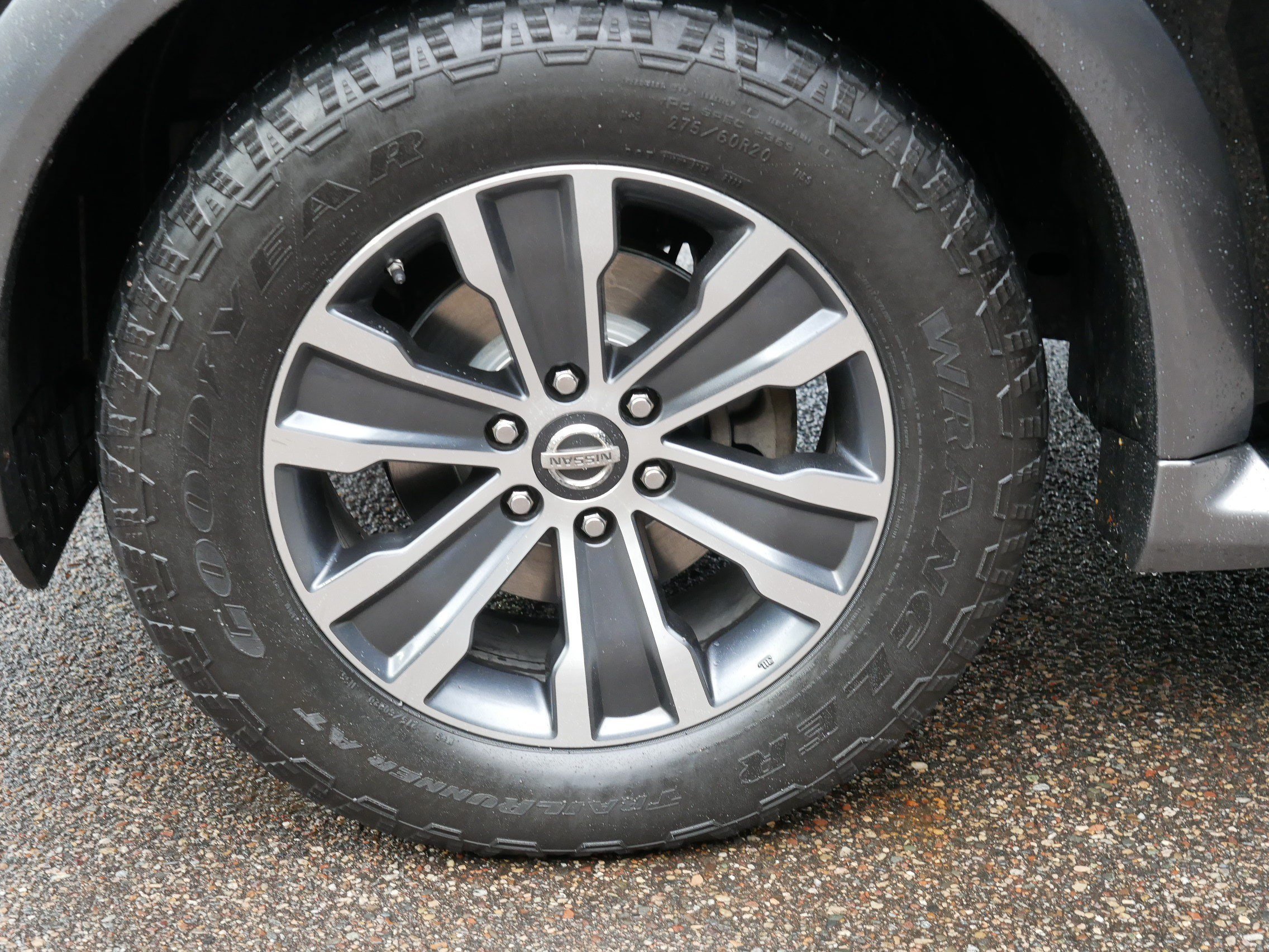 Used 2019 Super Black Nissan SL image 15