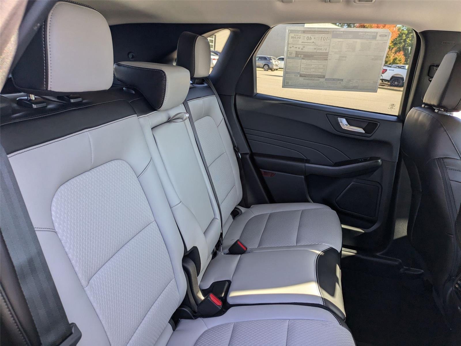 New 2025 Vapor Blue Metallic Ford PHEV image 38