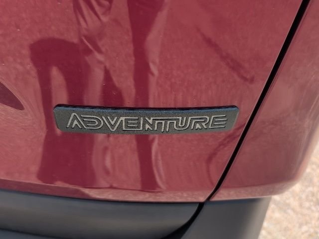 Used 2020 Pearl Toyota Adventure image 19