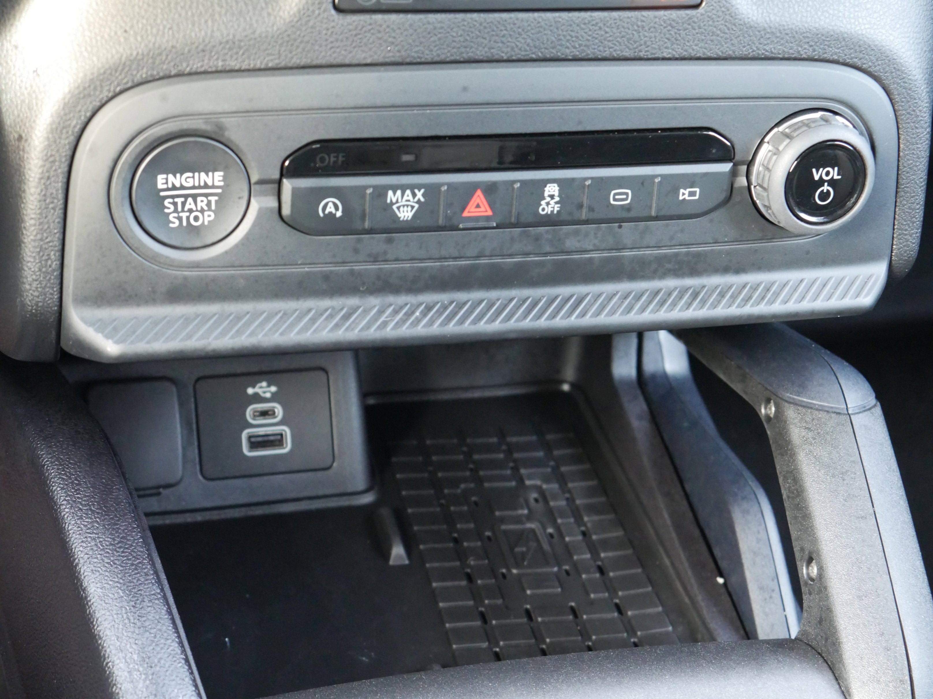 New 2025 Desert Sand Ford Big Bend® image 14