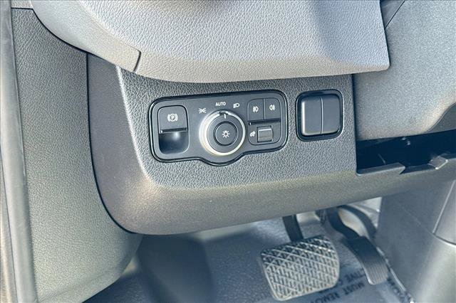 New 2026 Pebble Gray Mercedes-Benz  image 37