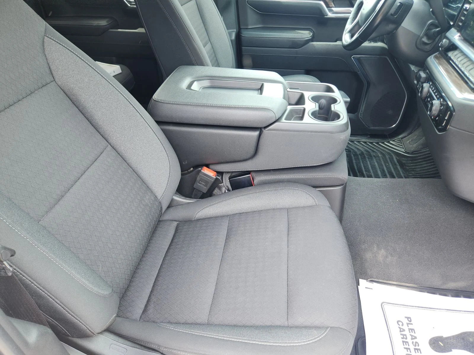 Used 2023 White Chevrolet LT image 12