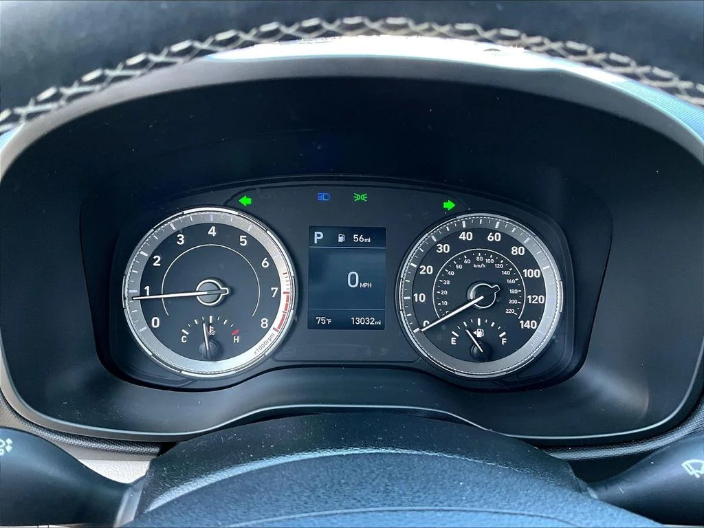 Certified Used 2022 White Hyundai SEL image 12