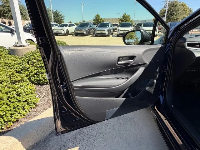 New 2027 Blueprint with Black roof Toyota SE image 6
