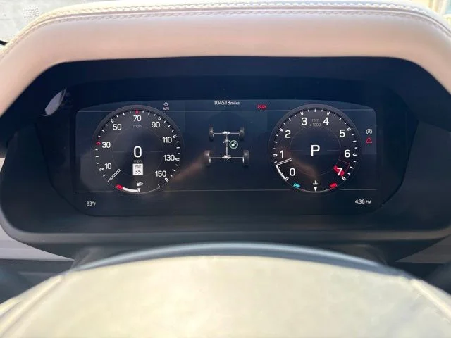 Used 2022  Land Rover X-Dynamic HSE image 10