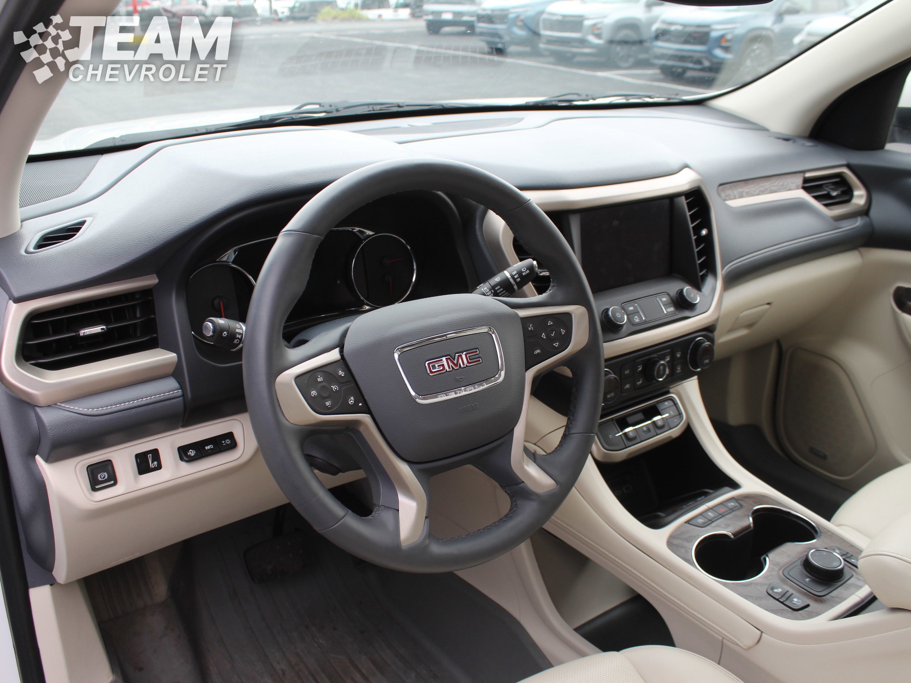 2023 GMC Acadia Denali - Photo 13