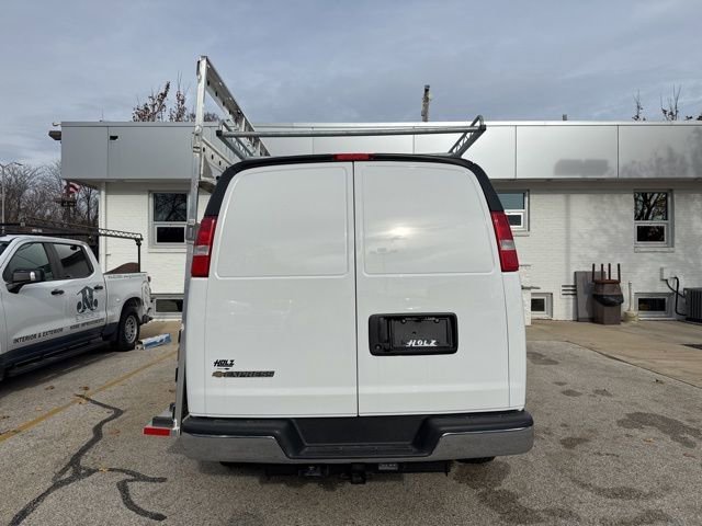 2025 Chevrolet Express Cargo Work Van - Photo 6