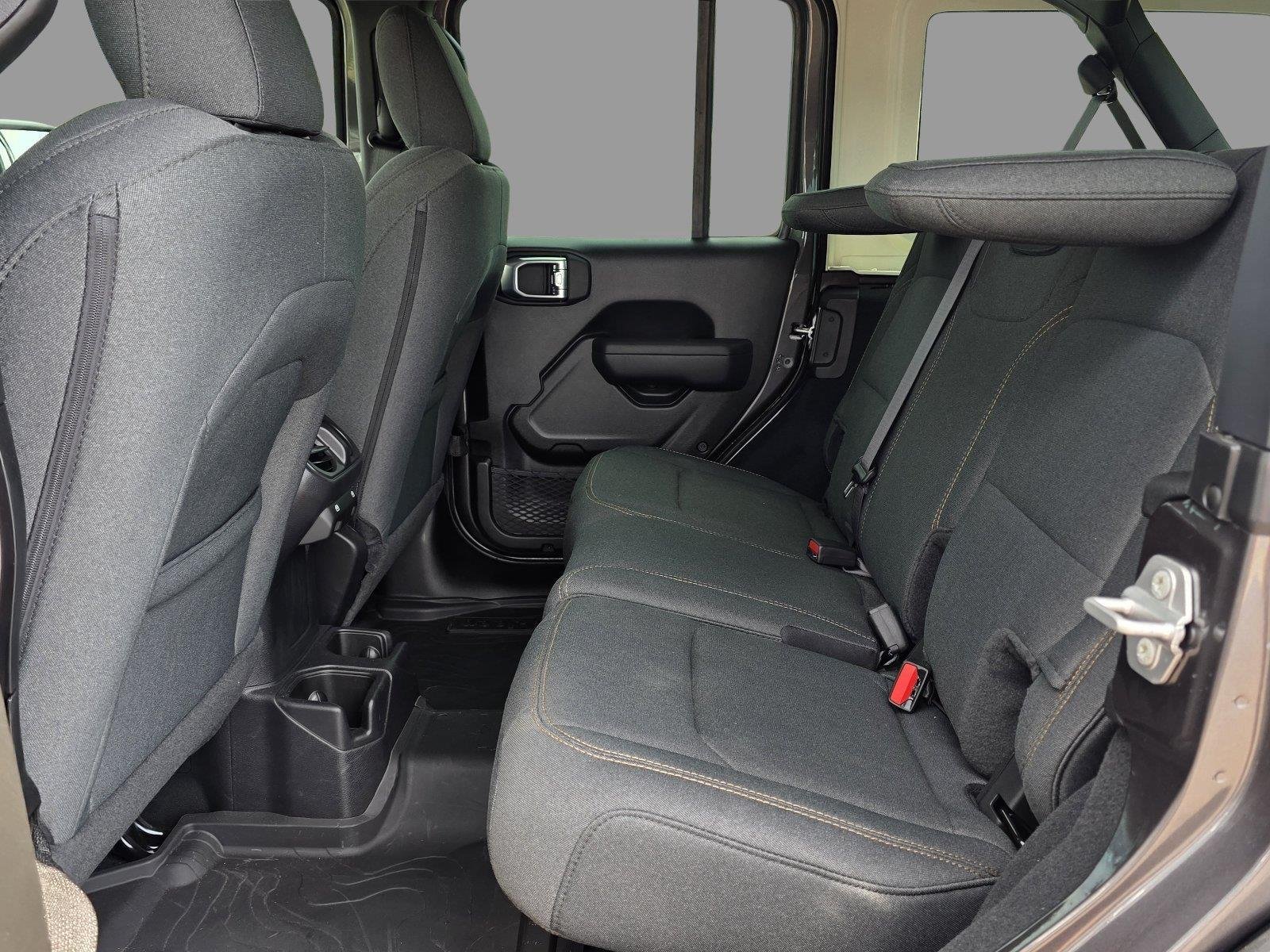 Used 2026 Granite Crystal Metallic Clearcoat Jeep Sport image 26