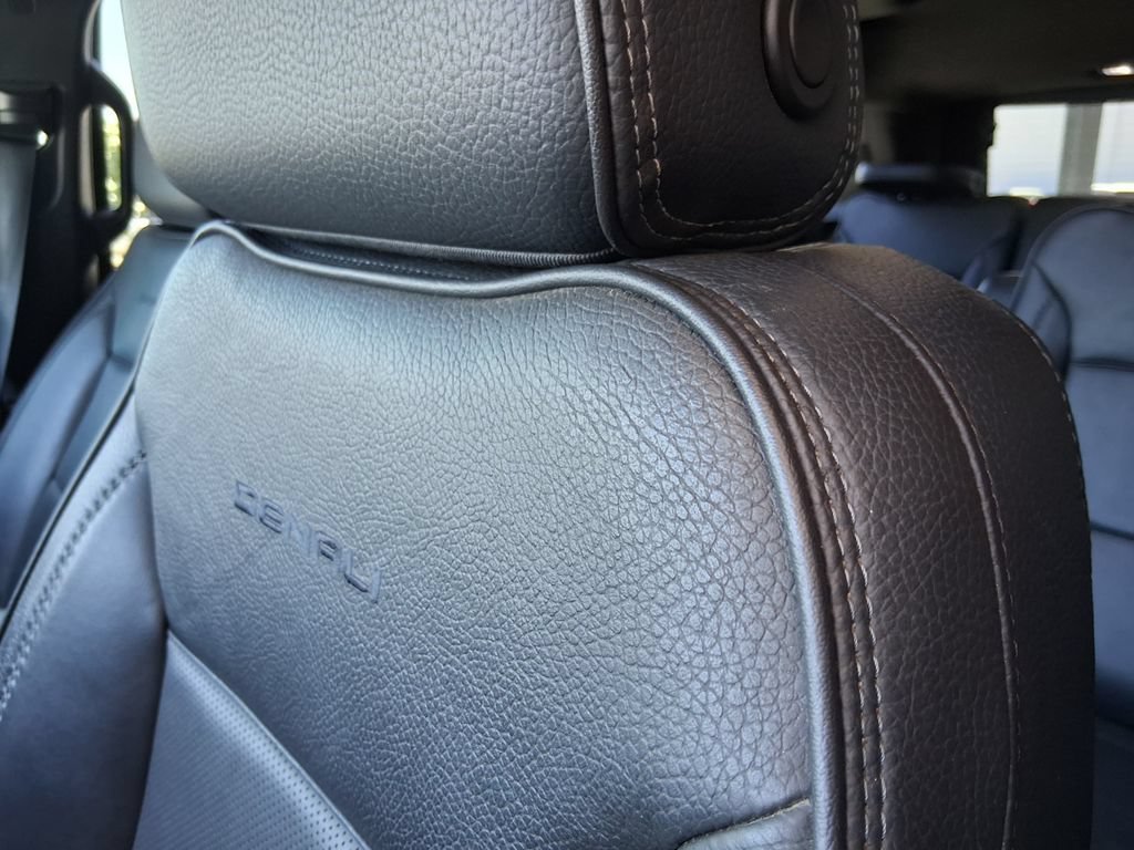 Used 2023 Summit White GMC Denali image 20
