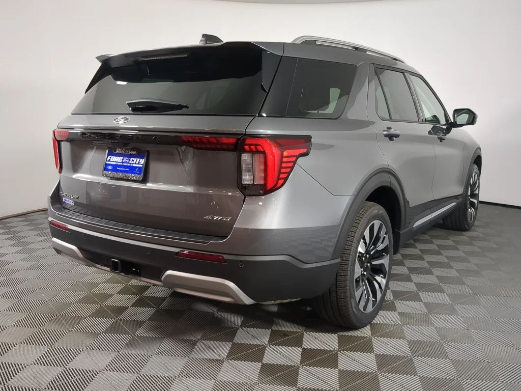 New 2026 Carbonized Gray Metallic Ford Platinum™ image 9