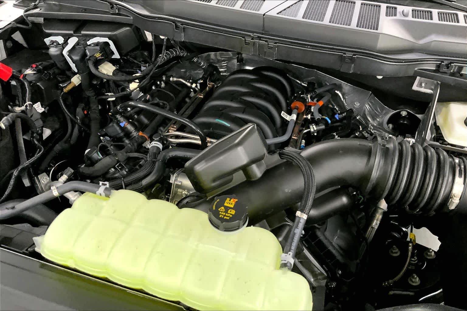 New 2026 Avalanche Ford Lariat® image 16
