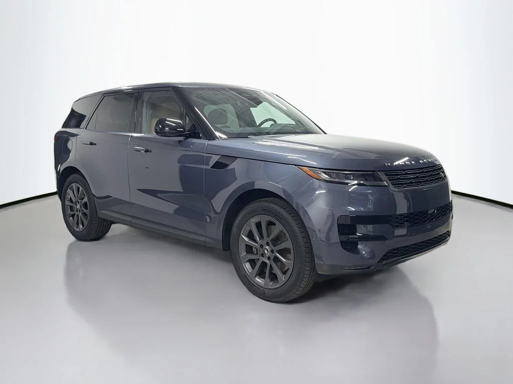 Used 2024 Blue Land Rover SE image 7