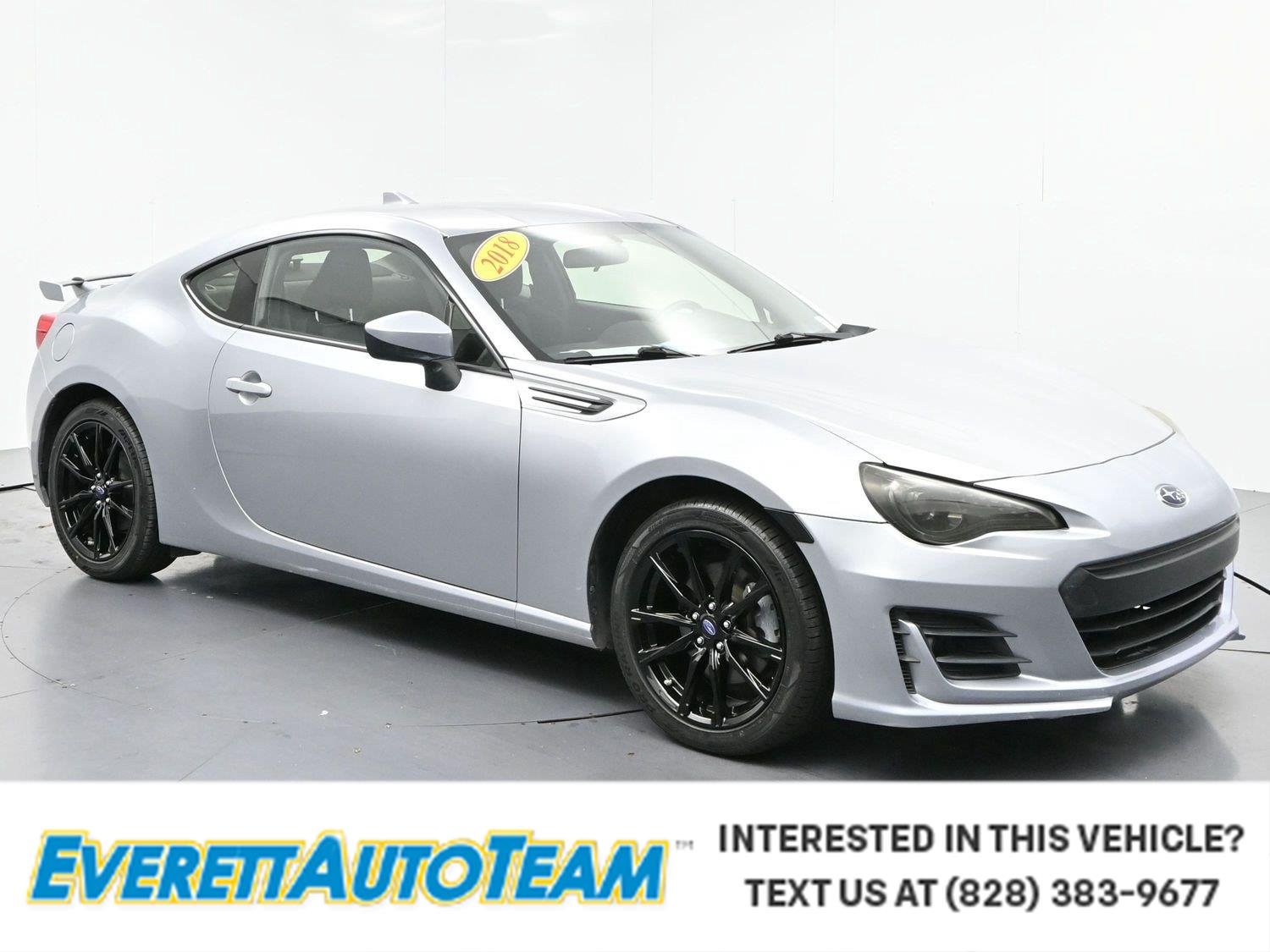 Used 2018  Subaru Premium image 1
