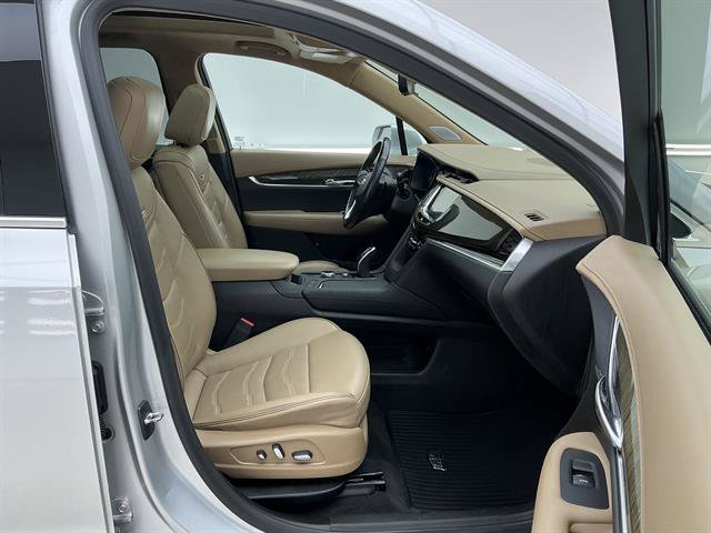 Used 2020 Radiant Silver Metallic Cadillac AWD Premium Luxury image 25
