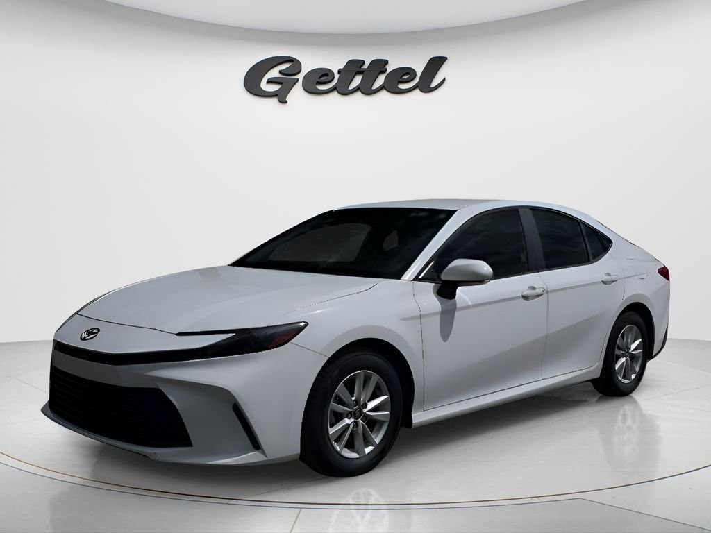 2025 Toyota Camry LE Hybrid's photo
